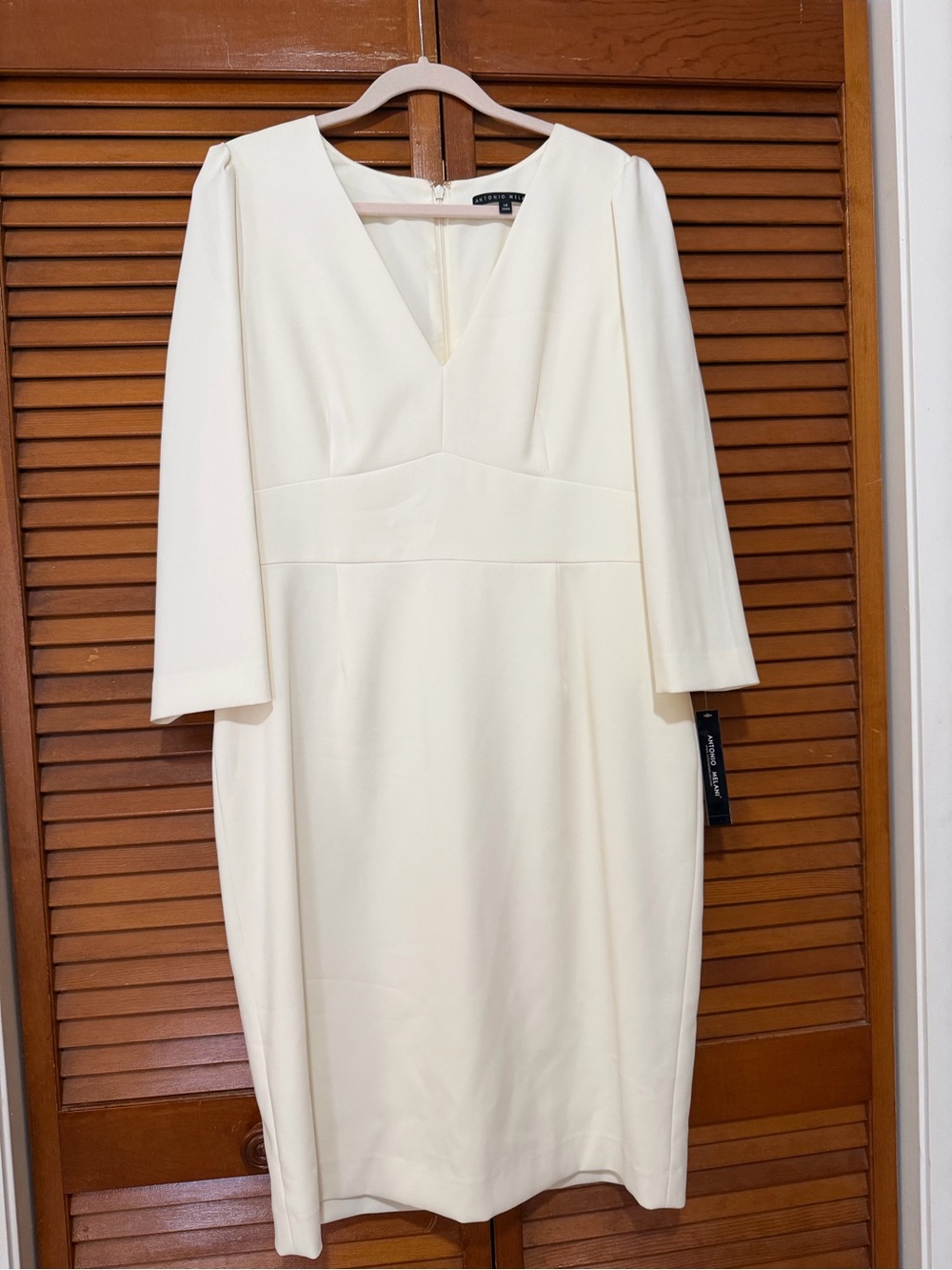 ANTONIO MELANI NWT Dhara Dress, Size 14. Cream V-Neck.